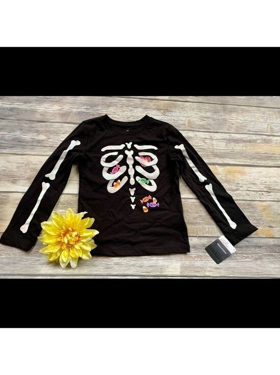 Halloween Other - 🐠NWT CANDY & SKELETON TEE